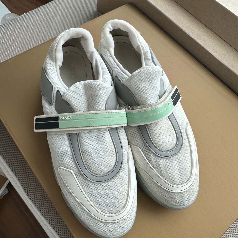 Prada women US size 8.5 Sneaker shoes